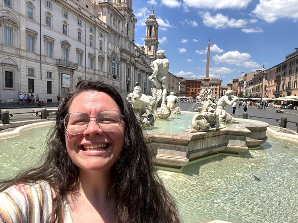 Malory Curtis exploring Piazza Navona, Rome.