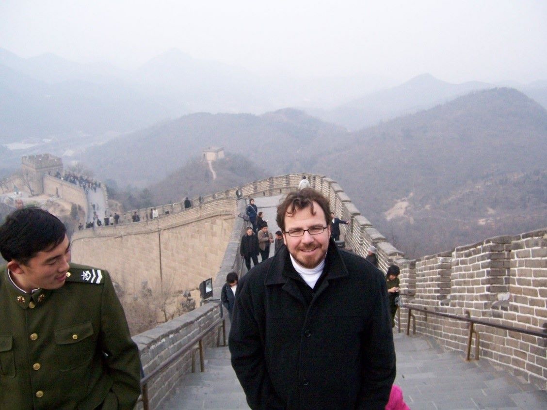 Being part of the China-U.S. relations: Trade, Diplomacy and Research in Beijing (China) in 2005, visiting the Great Wall at Badaling.